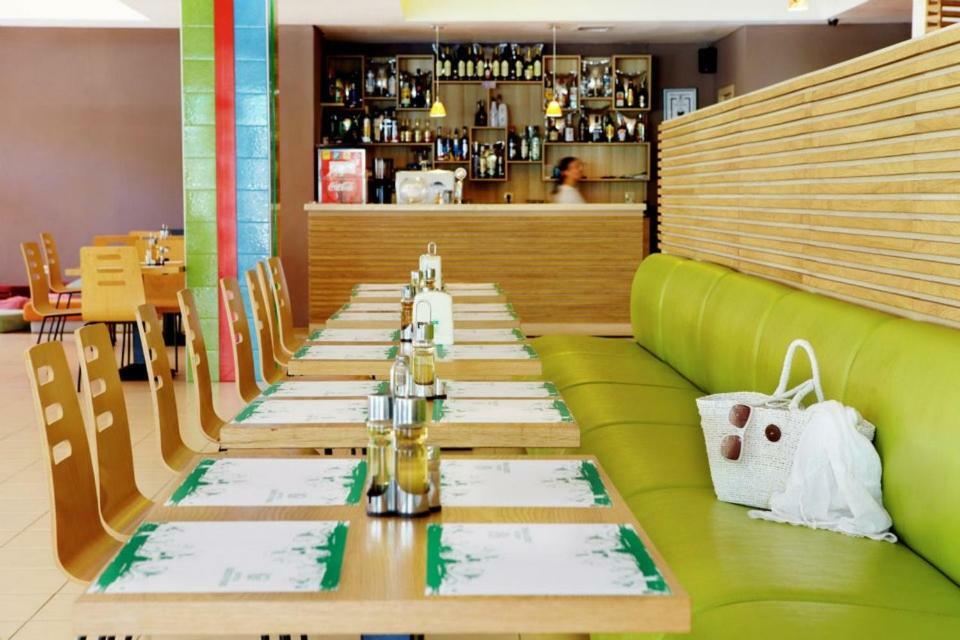 Green Park Hotel غولدن ساندز المظهر الخارجي الصورة