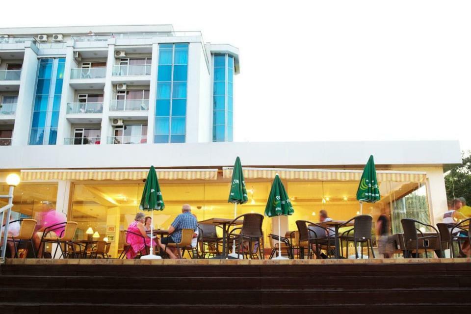 Green Park Hotel غولدن ساندز المظهر الخارجي الصورة